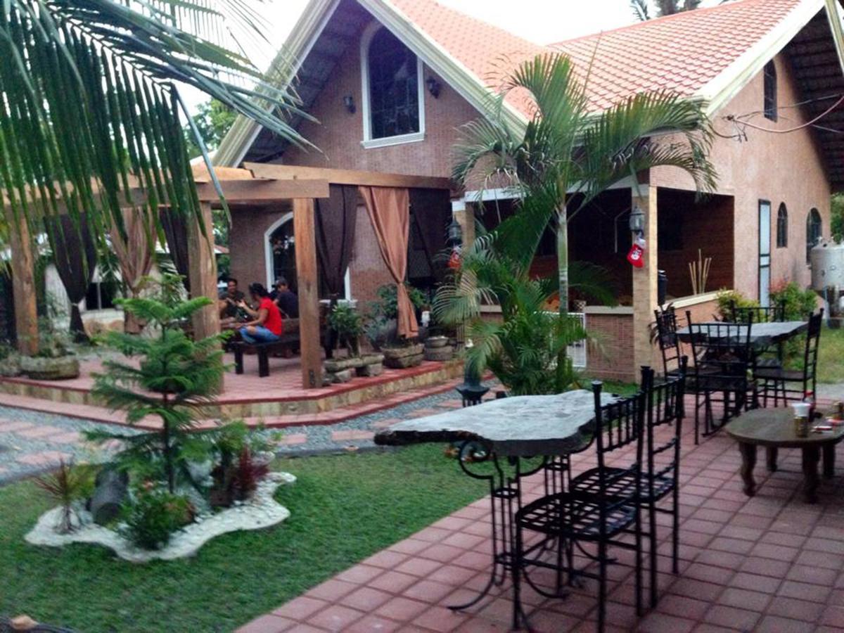 Bognot Lodge : Alvin Bognot Mt Pinatubo Guesthouse And Tours Santa Juliana Pokój zdjęcie